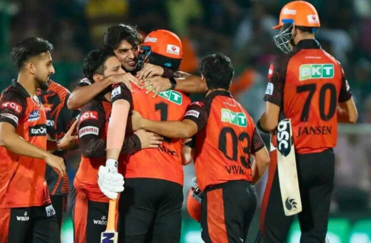 Sandeep Sharma's No-Ball Costs Rajasthan Royals as Abdul Samad Hits Six off Last Ball to Win it for Sunrisers Hyderabad